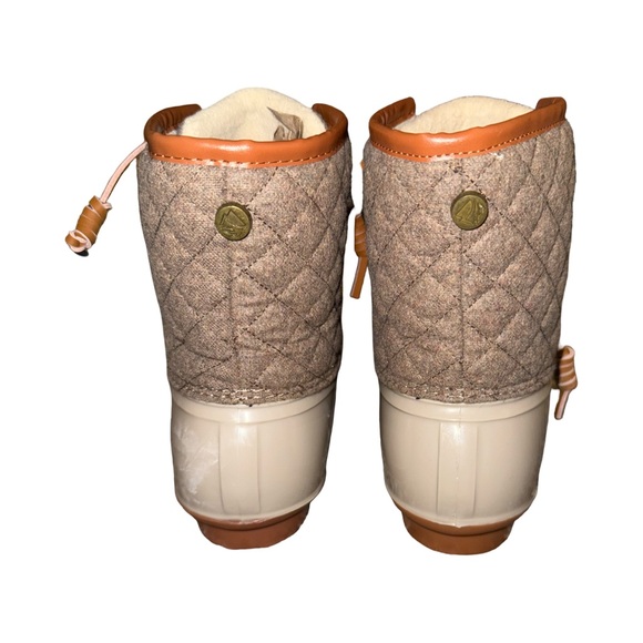 Duck Boots size 9 - Picture 3 of 5